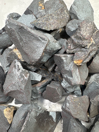 Hematite Chips - 5kg from Stonebridge Imports